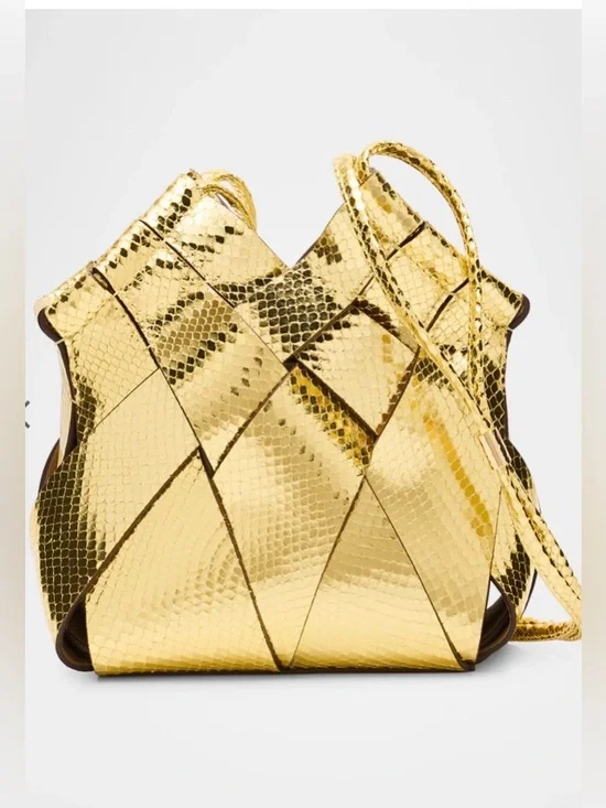 NWT Ulla Johnson Charlotte Metallic Snake-Print Woven Crossbody Bag Gold $890 - Picture 2 of 8